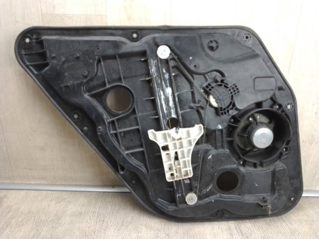 834813X000 HYUNDAI Механизм стеклоподъемника двери задней правой купить в Ровно