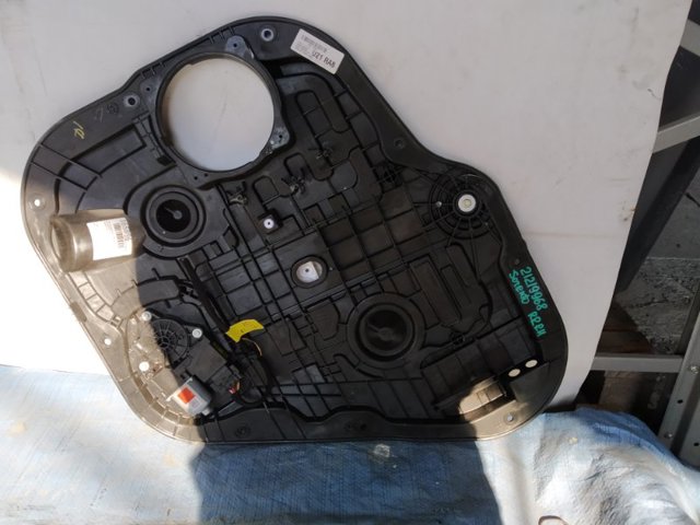  Механизм стеклоподъемника правой задней двери 83481C6000 HYUNDAI