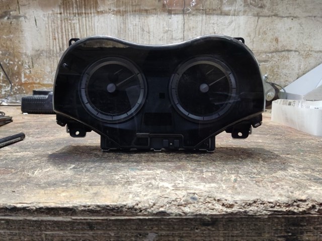 Щиток приборов 8380033B70 TOYOTA