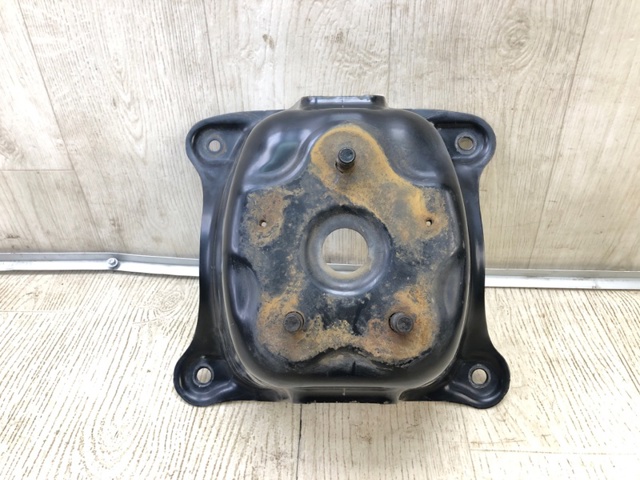 SUZUKI 8396165J00 Кронштейн запасного колеса в наличии Каменское