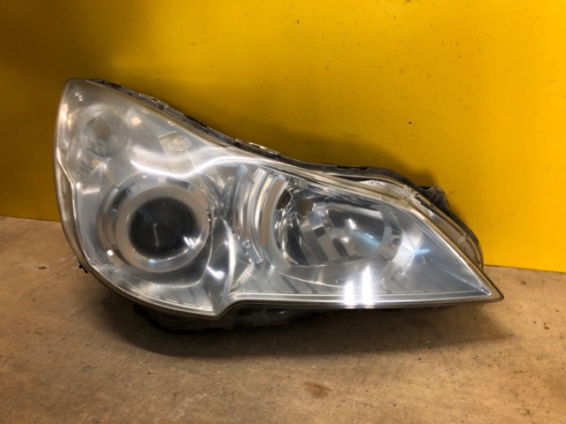 Вставка фары правой 84001AJ101 SUBARU