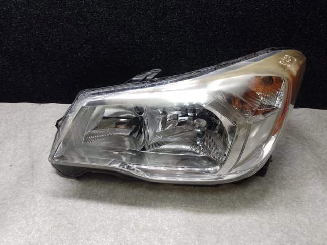 84001SG090 SUBARU Левая фара купить в Чернигов