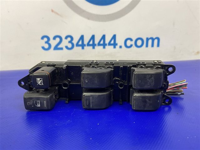 840400E011 TOYOTA Кнопочный блок управления стеклоподъемником центральной консоли купить в Ровно