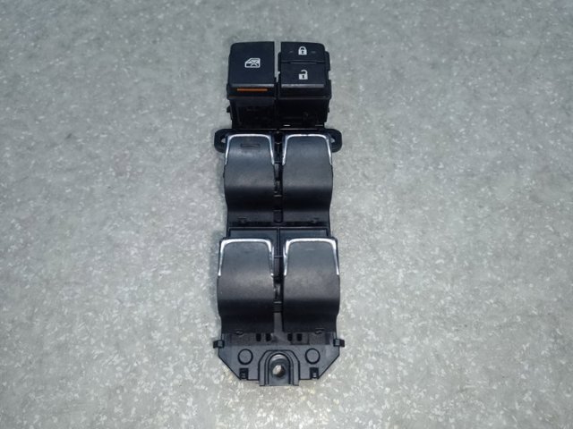 Кнопки переднего левого стеклоподъемника 8404078030 TOYOTA
