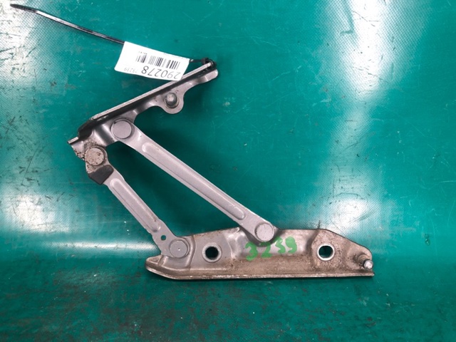 Петля багажника 844001MA0A NISSAN