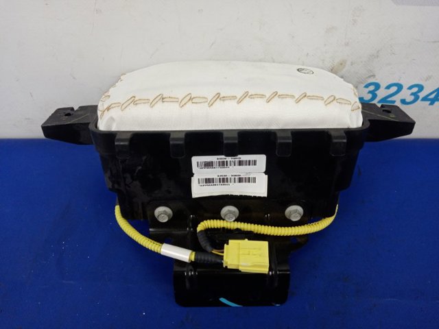 HYUNDAI 845303Q600 Подушка безопасности (AIRBAG) пассажирская в наличии Сумы