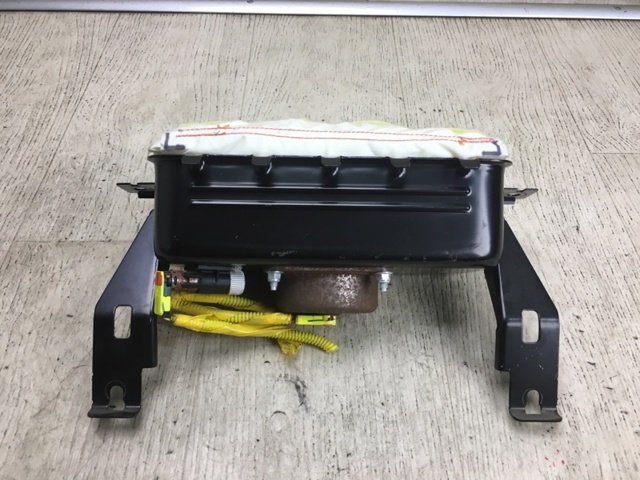 HYUNDAI 845304Z500 Подушка безопасности (AIRBAG) пассажирская в наличии Полтава