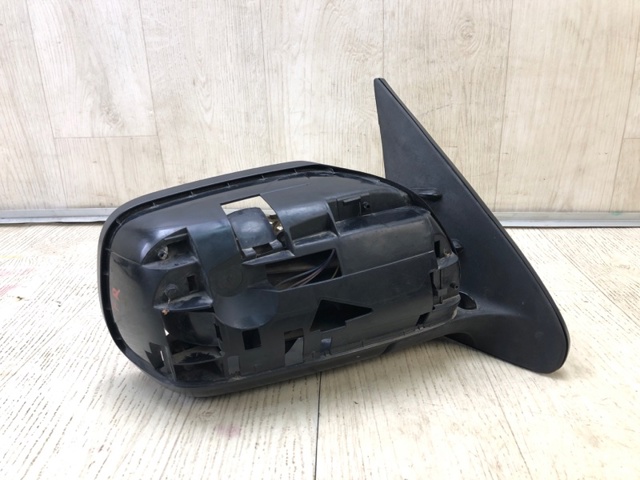 Правое боковое зеркало 8470165J00ZJ3 SUZUKI