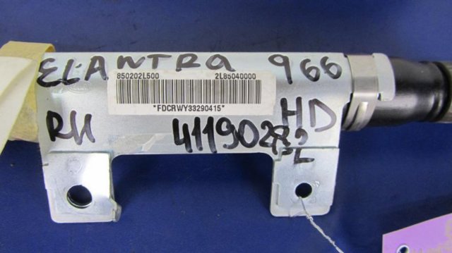 HYUNDAI 850202L500 Шторка боковая, правая в наличии Запорожье