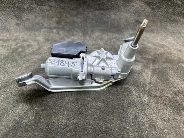 Моторчик заднего стеклоочистителя 8513042101 TOYOTA