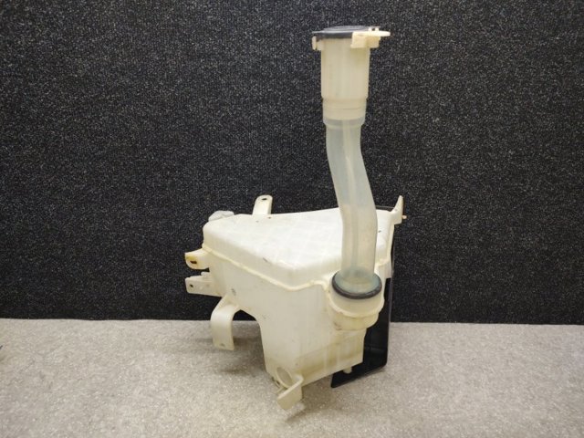 Бачок стеклоомывателя 8531560300 TOYOTA