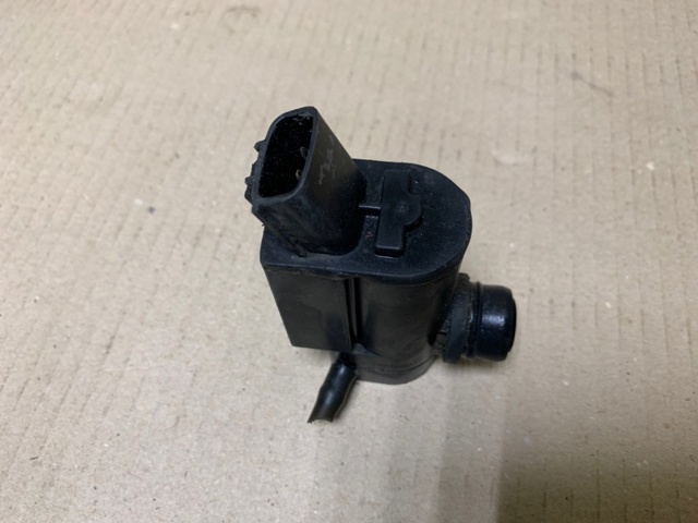 8533020470 TOYOTA Насос-мотор омывателя стекла переднего купить в Киев