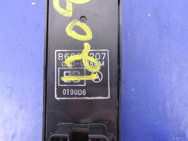 8608A207 Кнопочный блок управления стеклоподъемником передний левый купить Каменское