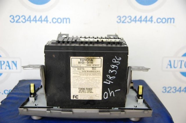 8612006180 TOYOTA Магнитола (радио AM/FM) купить в Киев