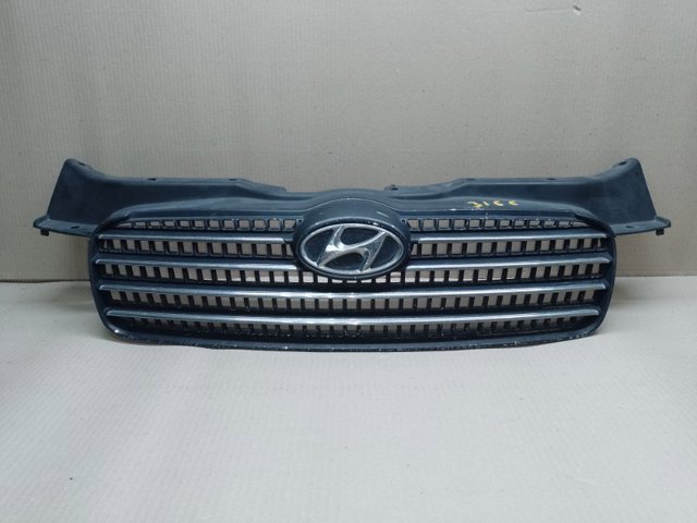 Решетка радиатора 863601E012 HYUNDAI