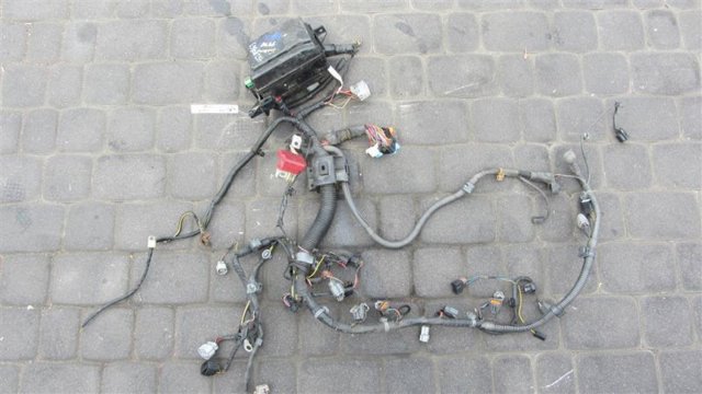 MITSUBISHI 8638A009 Блок реле в наличии Черновцы