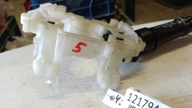 8651A006 MITSUBISHI Датчик угла поворота руля купить в Полтава