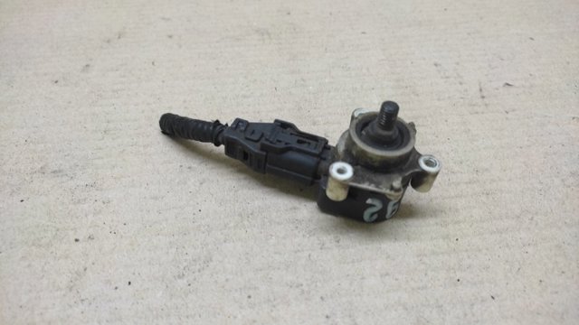 8651A095 MITSUBISHI Датчик положения кузова купить в Тернополь