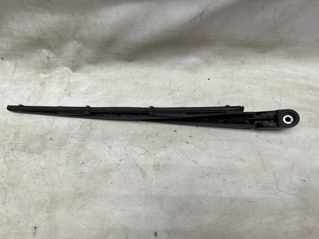 86532AG09A SUBARU Рычаг-поводок стеклоочистителя заднего стекла купить в Тернополь