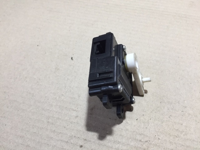 TOYOTA 8710650390 Привод заслонки печки в наличии Киев