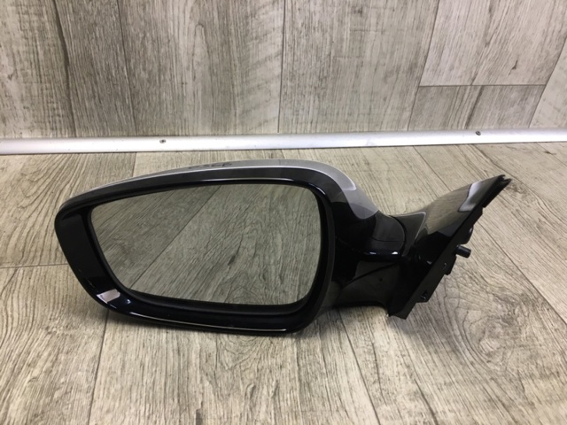 Наружное зеркало левое 876102V340 HYUNDAI