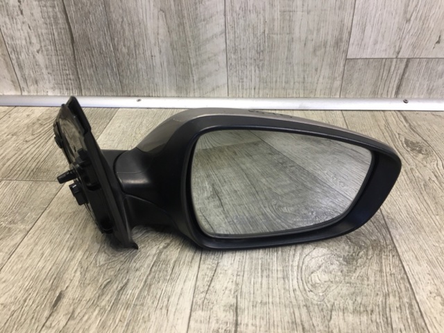 Наружное зеркало правое 876201R210 HYUNDAI