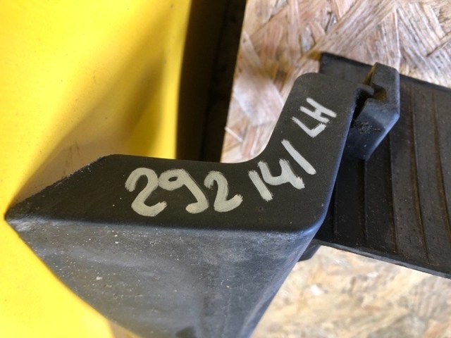 HYUNDAI 87751C5000 Накладка (молдинг) порога наружная левая в наличии Украина