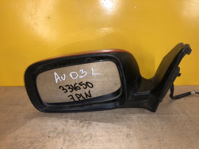 Левое боковое зеркало 8790605130 TOYOTA