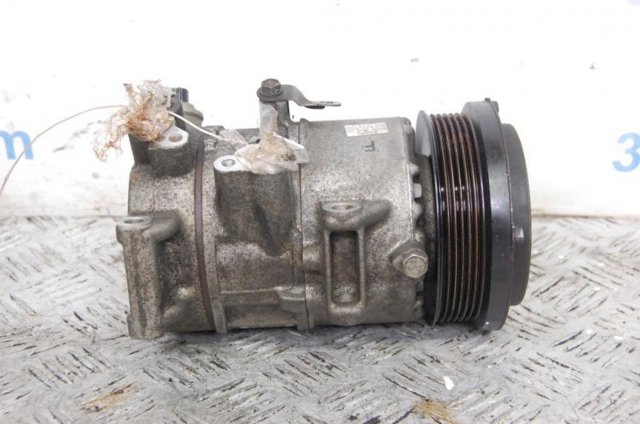 Компрессор хладагента 8831028640 TOYOTA