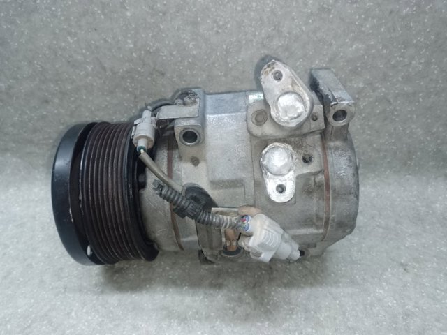 Компрессор системы кондиционирования 883200C130 TOYOTA
