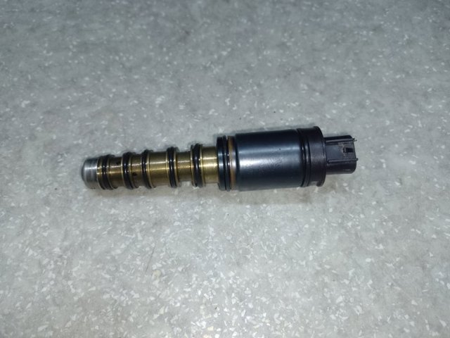 Насос кондиционера 8832033210 TOYOTA