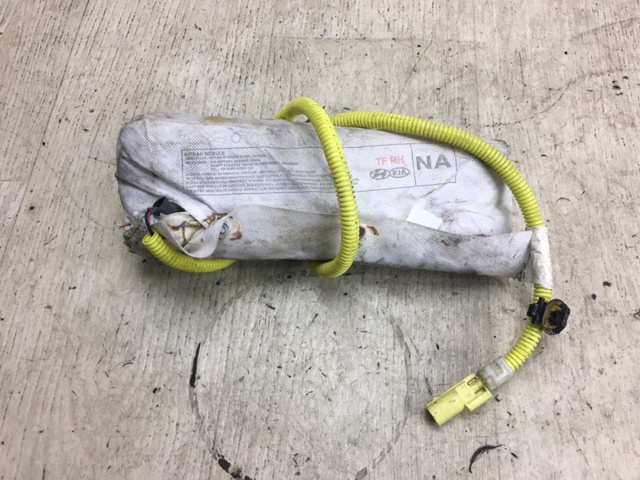 Подушка Айрбег спинки сидения правого 88920D5000 HYUNDAI