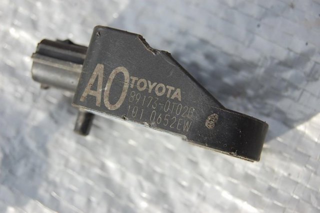 TOYOTA 891730T020 Датчик удара в наличии Запорожье