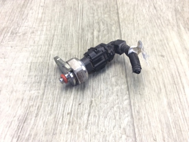 Манометры 8945833041 TOYOTA