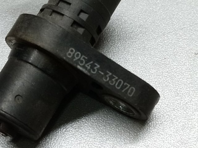 TOYOTA 8954333070 Датчик АБС (ABS) передний левый в наличии Житомир
