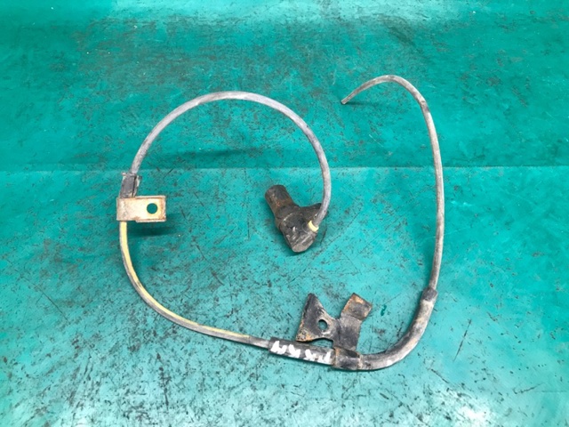 Датчик ABS задний правый 895450E010 TOYOTA