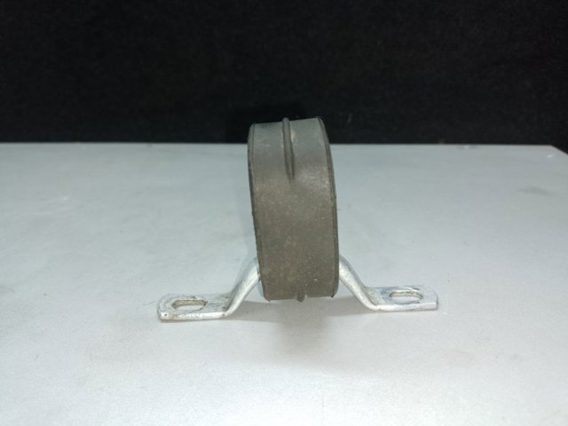 Подушка крепления глушителя Volkswagen Passat B6