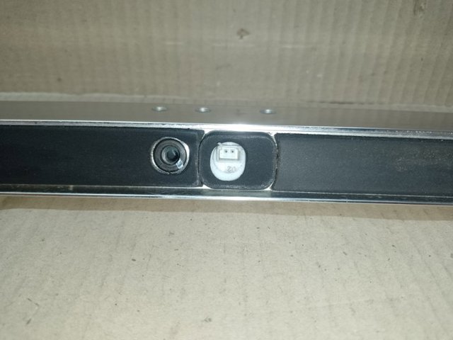 8R0860021J2ZZ Рейлинг крыши левый купить Кривой Рог
