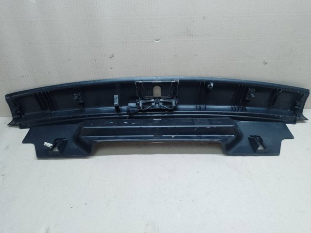 8R0864483B VAG купить в Ужгород
