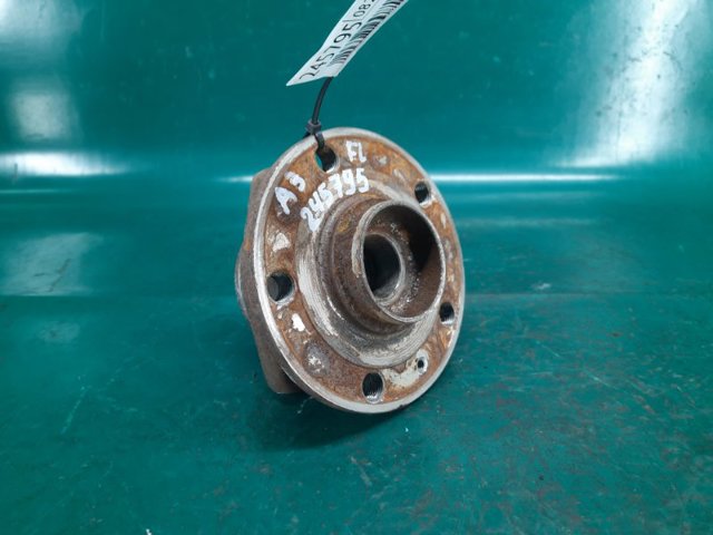 Ступица переднего колеса 8S0498625A VAG