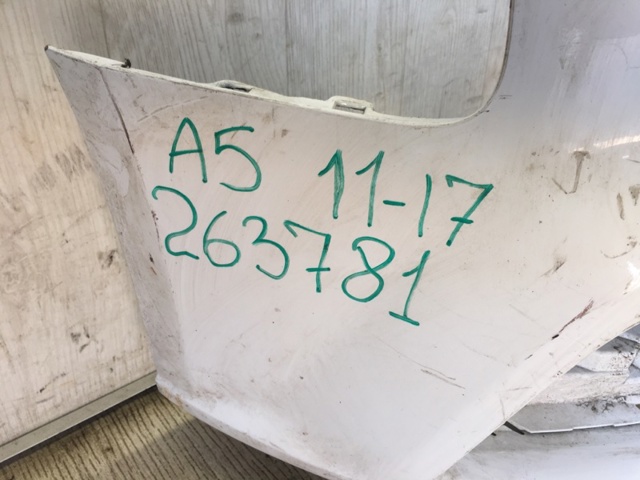 VAG 8T0807065B Бампер передний в наличии Винница