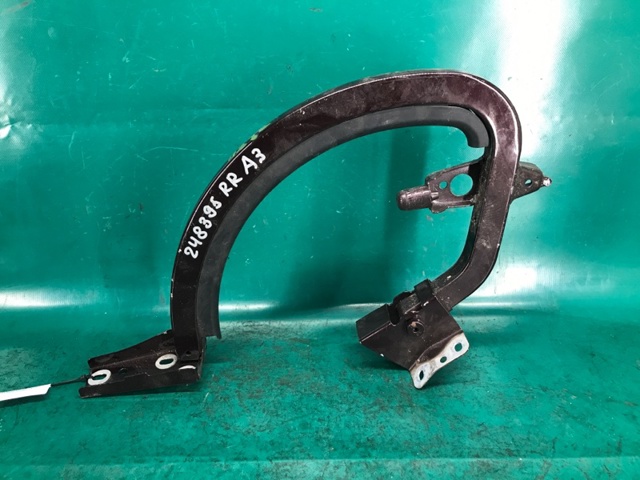 Шарнир крышки багажника 8V5827302C VAG