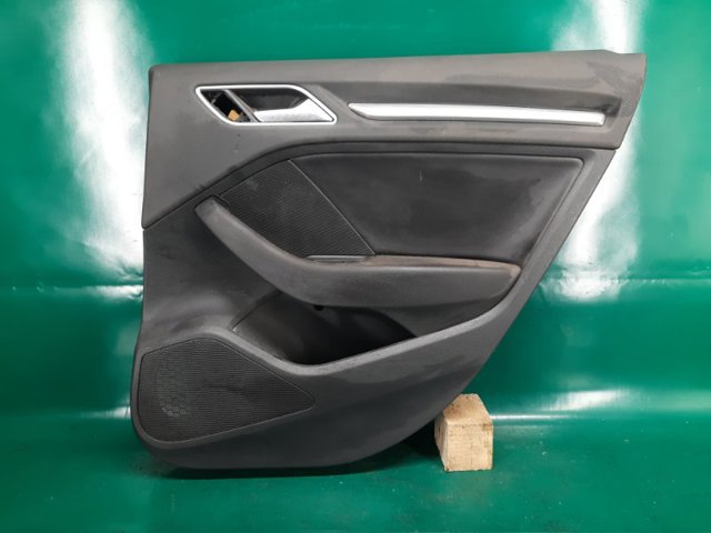 Дверная карта, правая, задняя 8V5867304JWFA VAG