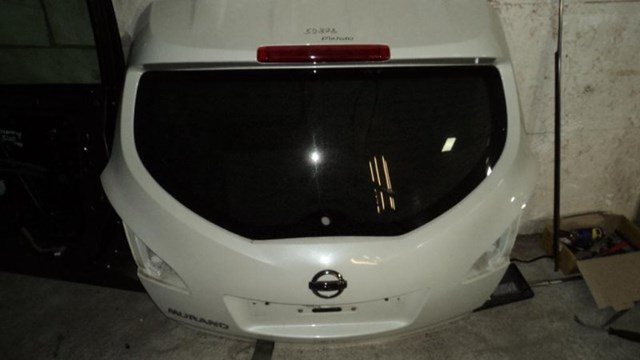 Пятая дверь 901001AH9C NISSAN
