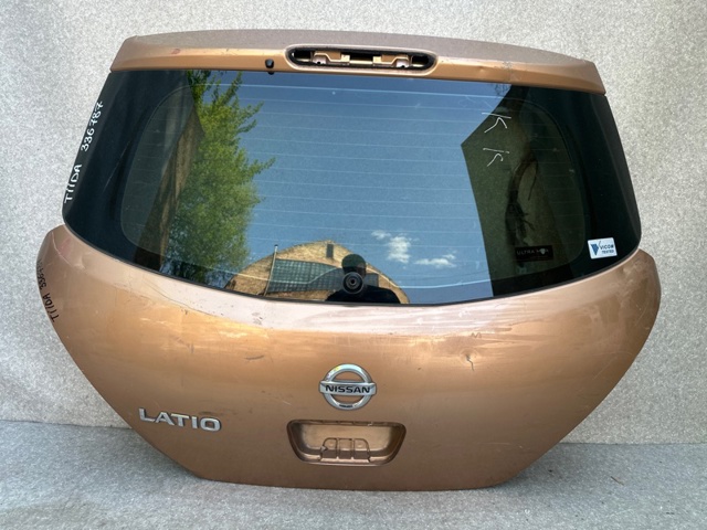 Дверь 5 90100EL030 NISSAN