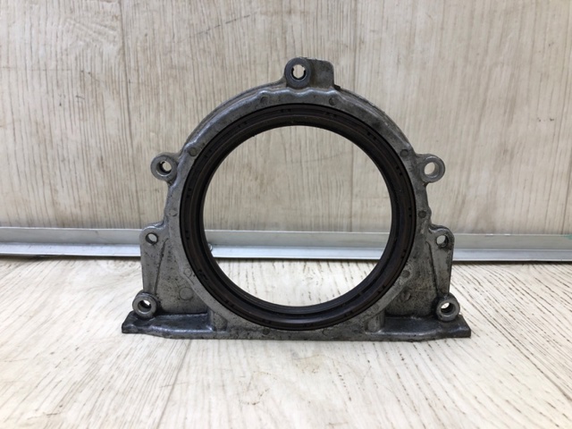 Сальник коленвала задний 9031195008 TOYOTA