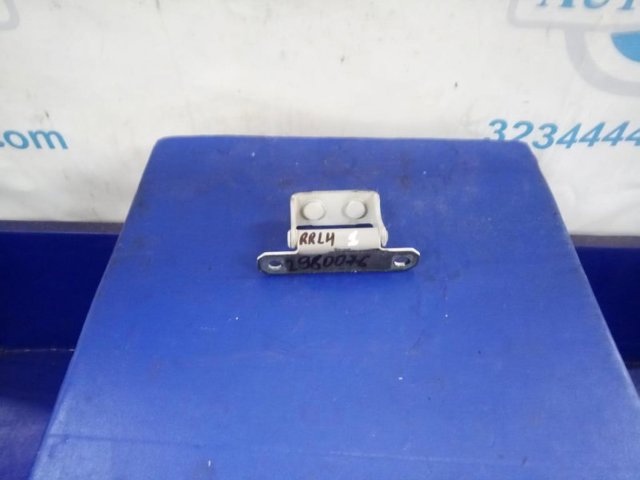 Петля багажника 90400JG000 NISSAN
