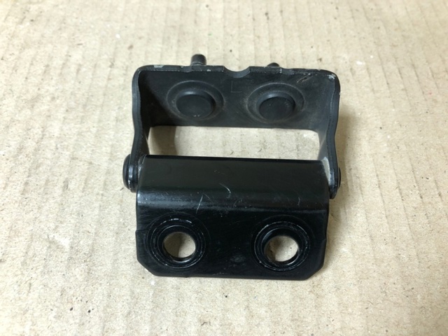 NISSAN 904013FY0B Петля двери задней (багажной 3/5-й) в наличии Черкассы