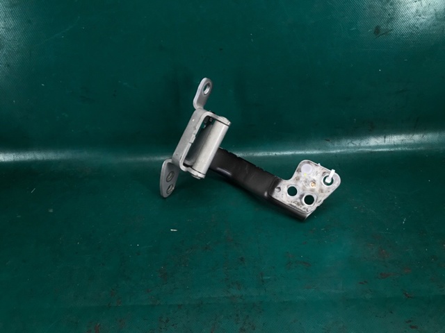 NISSAN 904015NA0A в наличии Винница