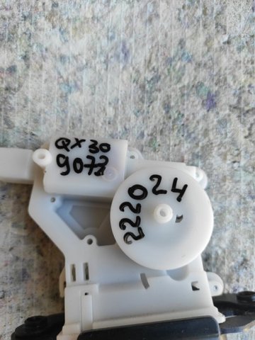 905025DA0C NISSAN Замок крышки багажника (двери 3/5-й задней) купить в Винница